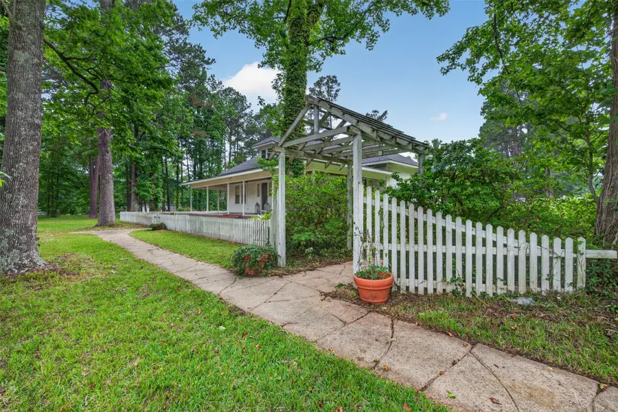 8402 Springridge Texas Line Road, Keithville, LA 71047 - #2