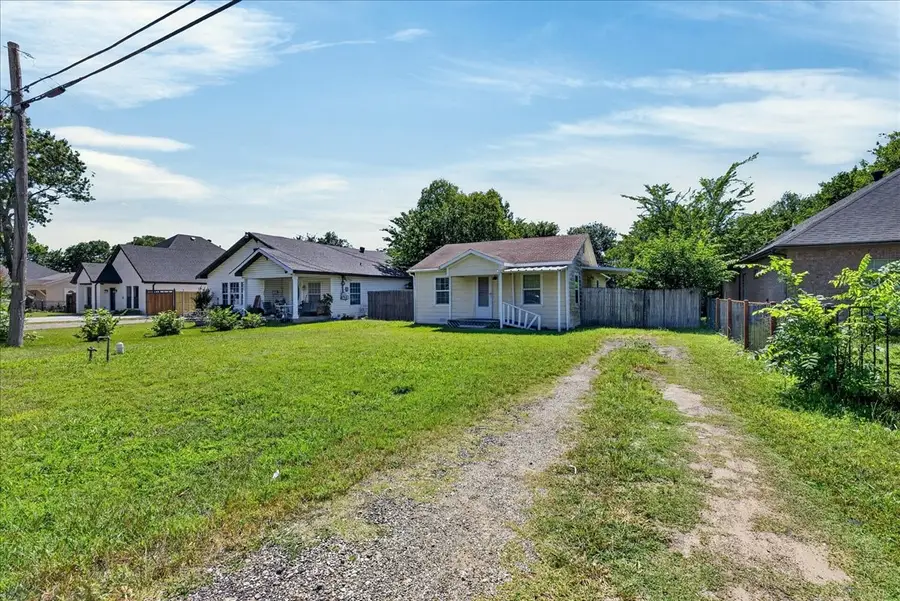 4001 S Peachtree Road, Balch Springs, TX 75180 - #2