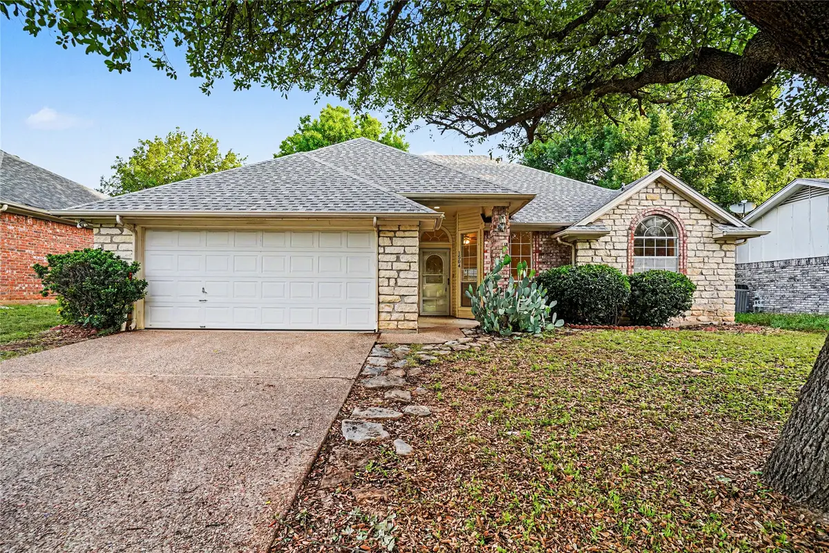 1504 Clover Lane, Granbury, TX 76048 - #1