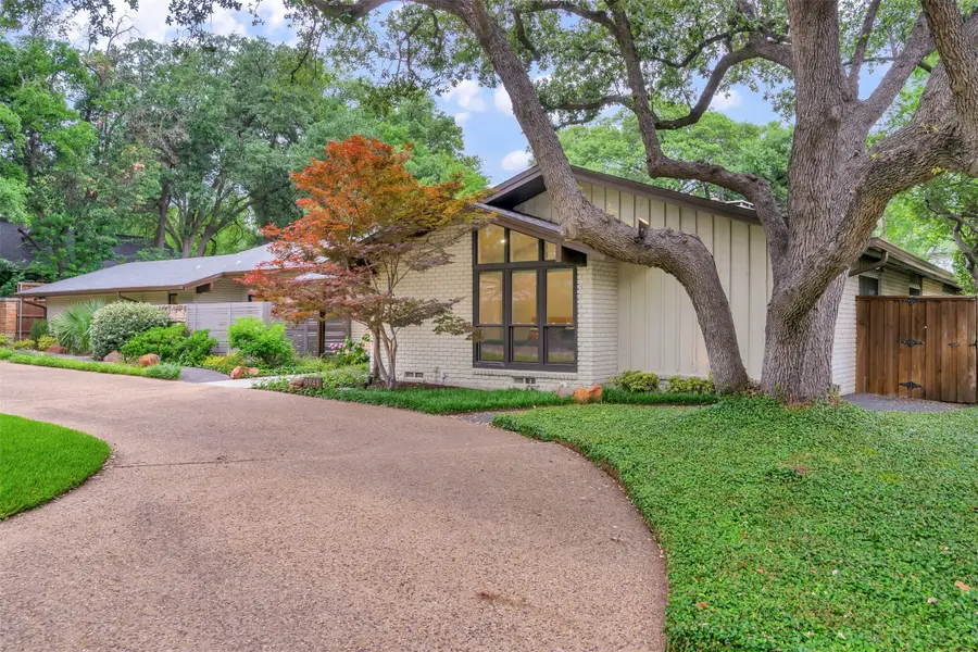 6943 Prestonshire Lane, Dallas, TX 75225 - #2