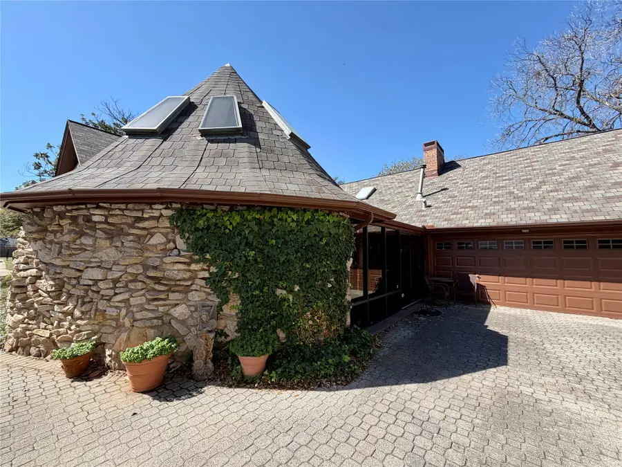 524 Magnolia Street, Denton, TX 76201 - #2