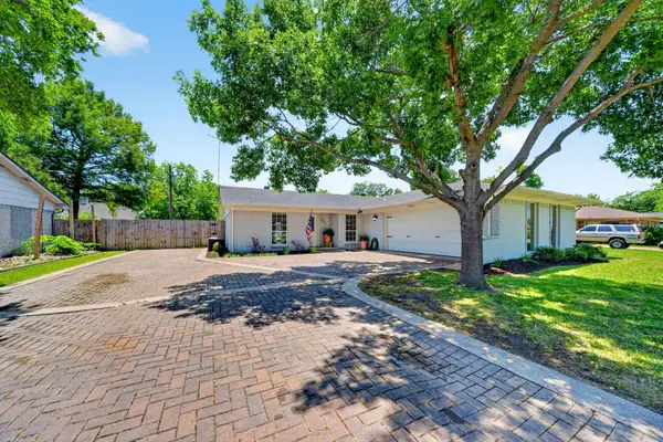 127 Lemley Drive, Heath, TX 75032