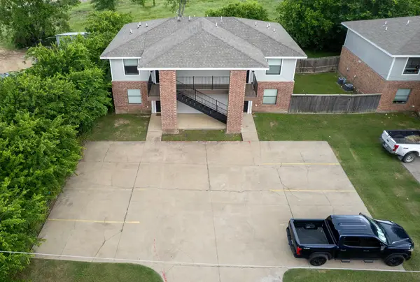 852 W Vanderbilt, Stephenville, TX 76401