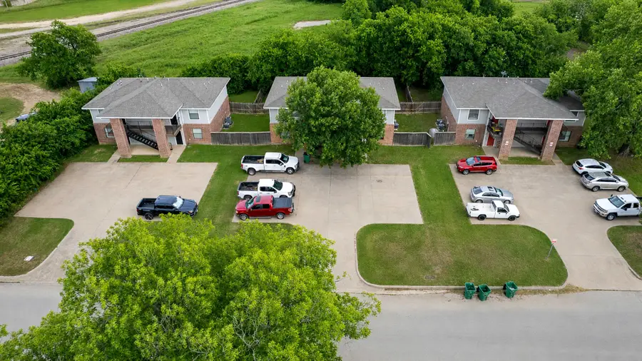 852 W Vanderbilt, Stephenville, TX 76401 - #3