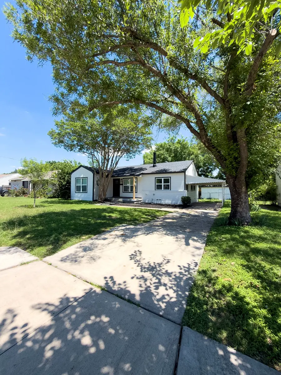 2324 Brockbank Drive, Irving, TX 75062 - #2