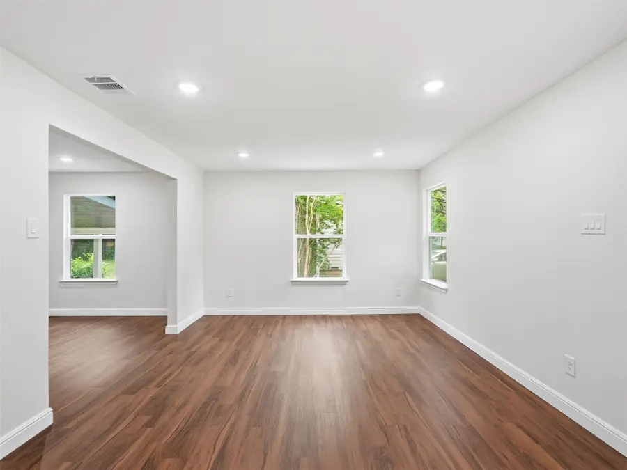 706 Emery Street, Denton, TX 76201 - #3