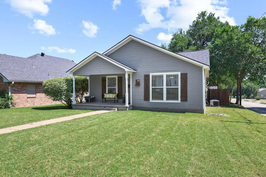 946 W Laurel Street, Sherman, TX 75092 - #2