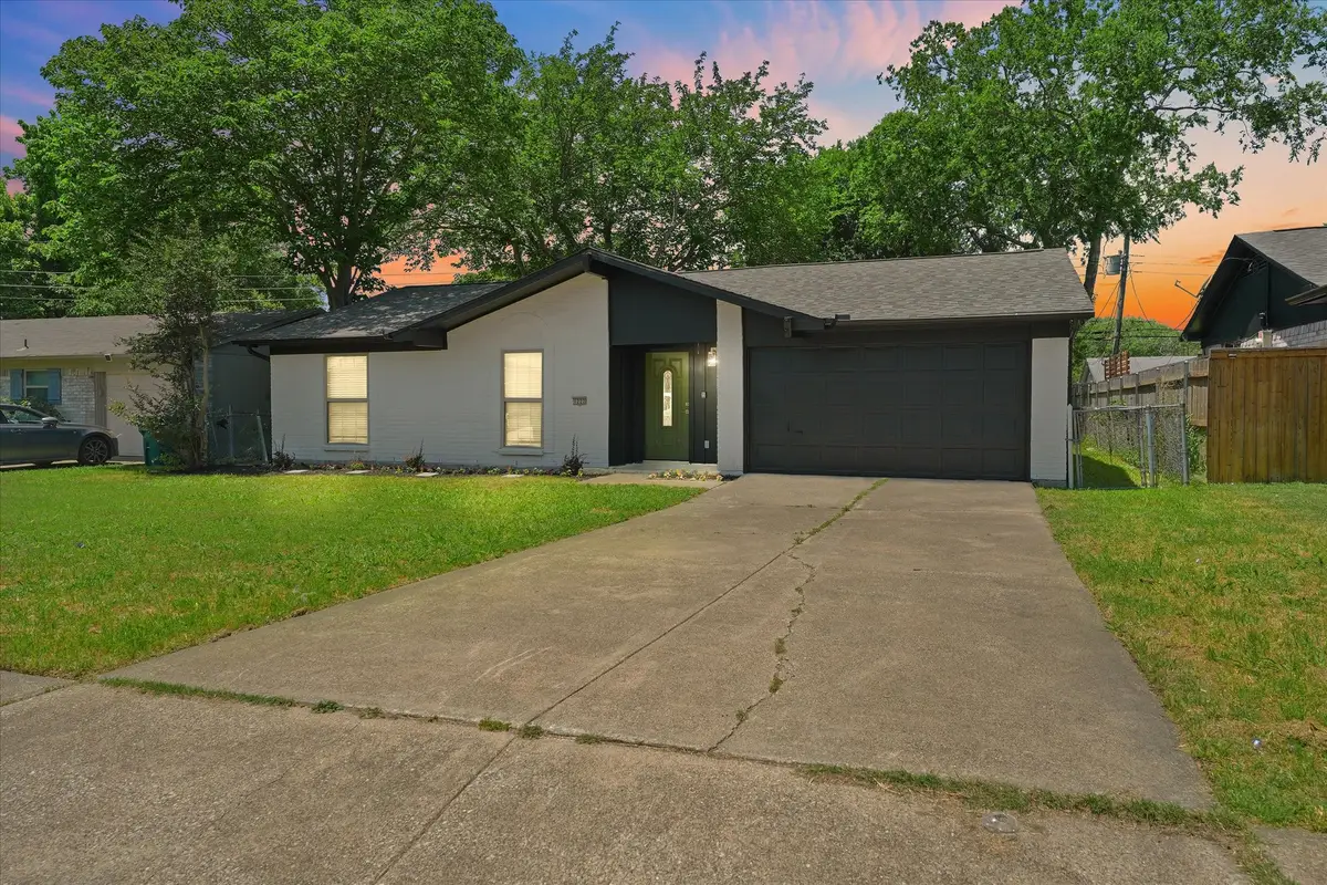 1222 Saturn Drive, Cedar Hill, TX 75104 - #1