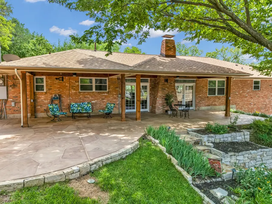 3908 Wildwood, Euless, TX 76040 - #3