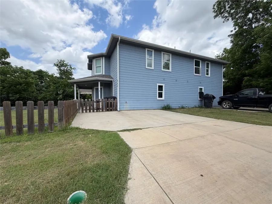 602 Sabine Avenue, Cleburne, TX 76031 - #2