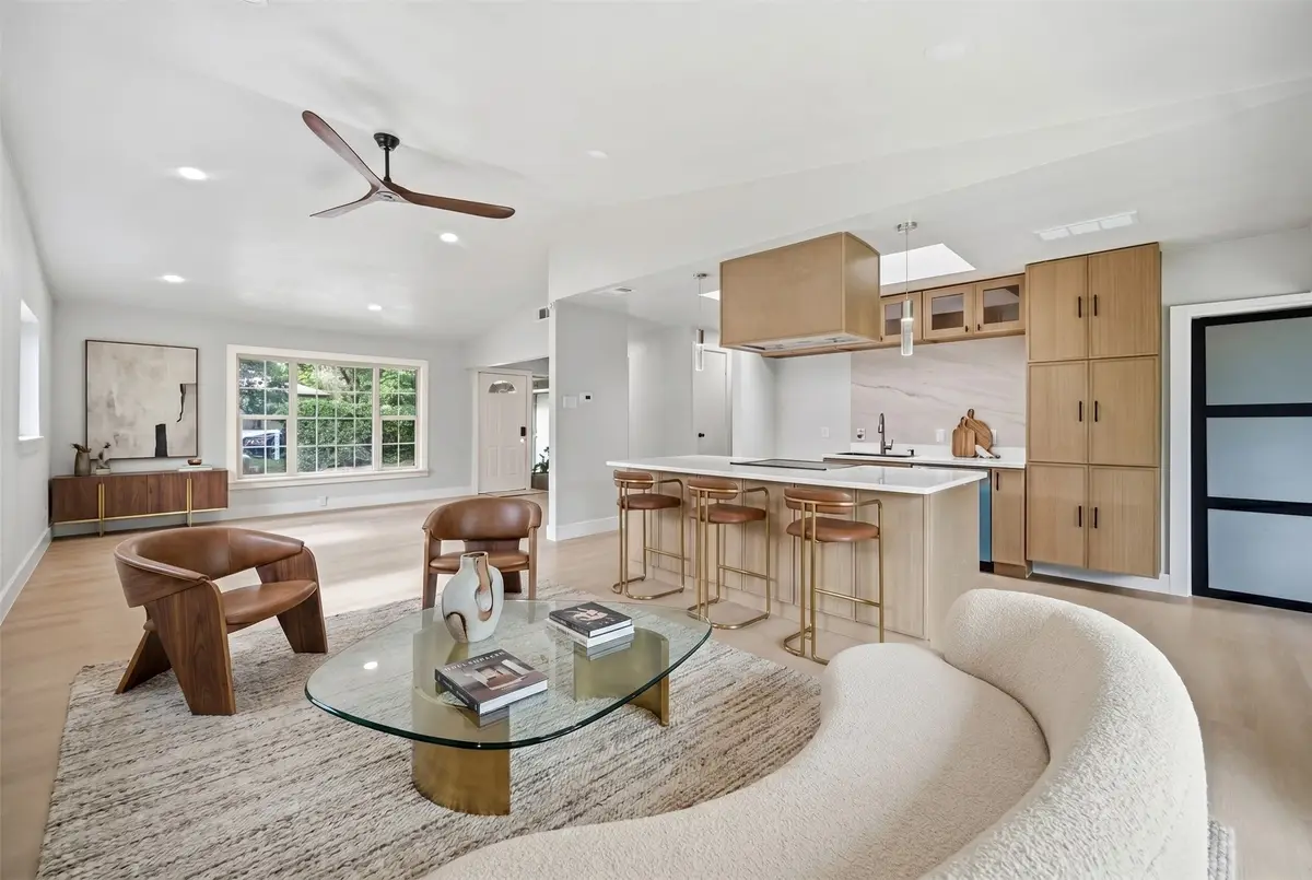8034 Greenhollow, Dallas, TX 75240 - #1