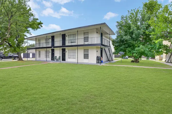 3016 Tudor Lane, Irving, TX 75060