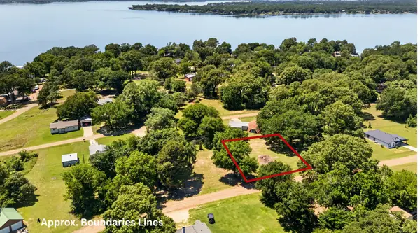 112 Crestwood Drive, Mabank, TX 75156