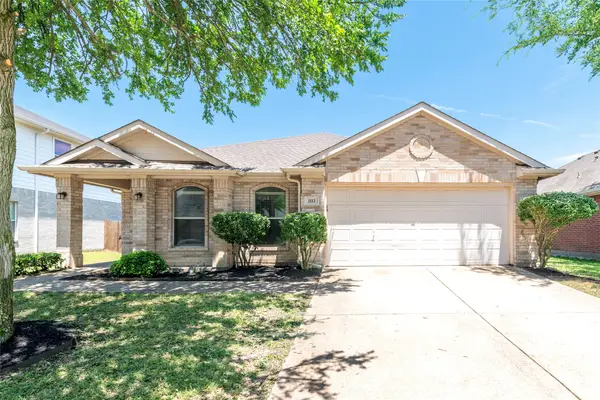 1113 Mockingbird Drive, Aubrey, TX 76227
