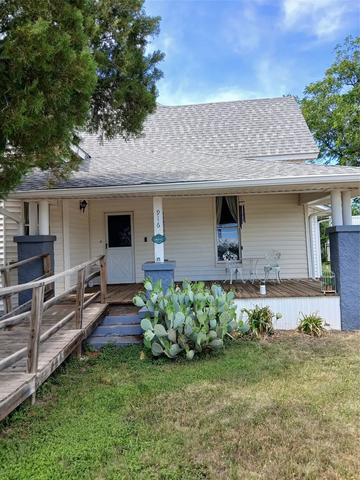 916 Austin Street, Coleman, TX 76834 - #1