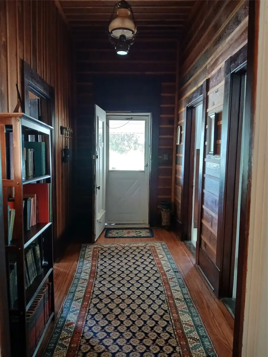 916 Austin Street, Coleman, TX 76834 - #3