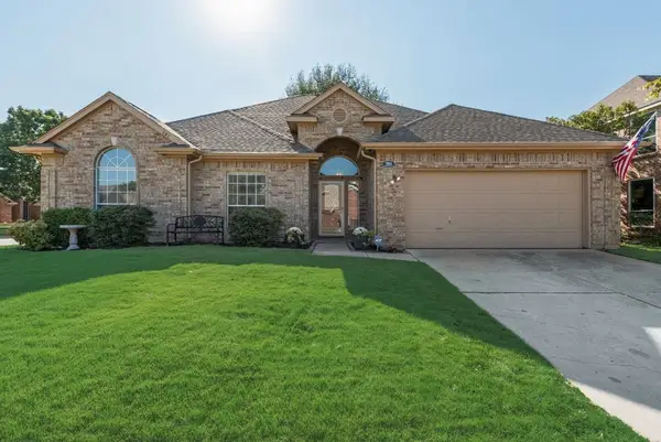 701 Crested Butte Trail, Flower Mound, TX 75028