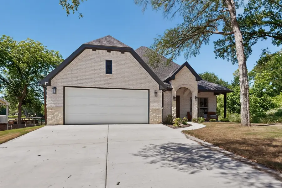 410 Virgo Court, Granbury, TX 76049 - #2
