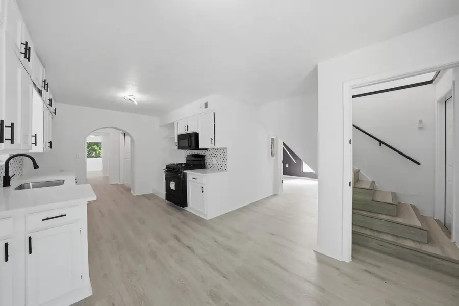 3350 Grafton Avenue, Dallas, TX 75211 - #3
