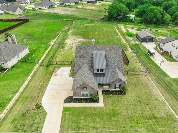 544 Majors Road, Van Alstyne, TX 75495