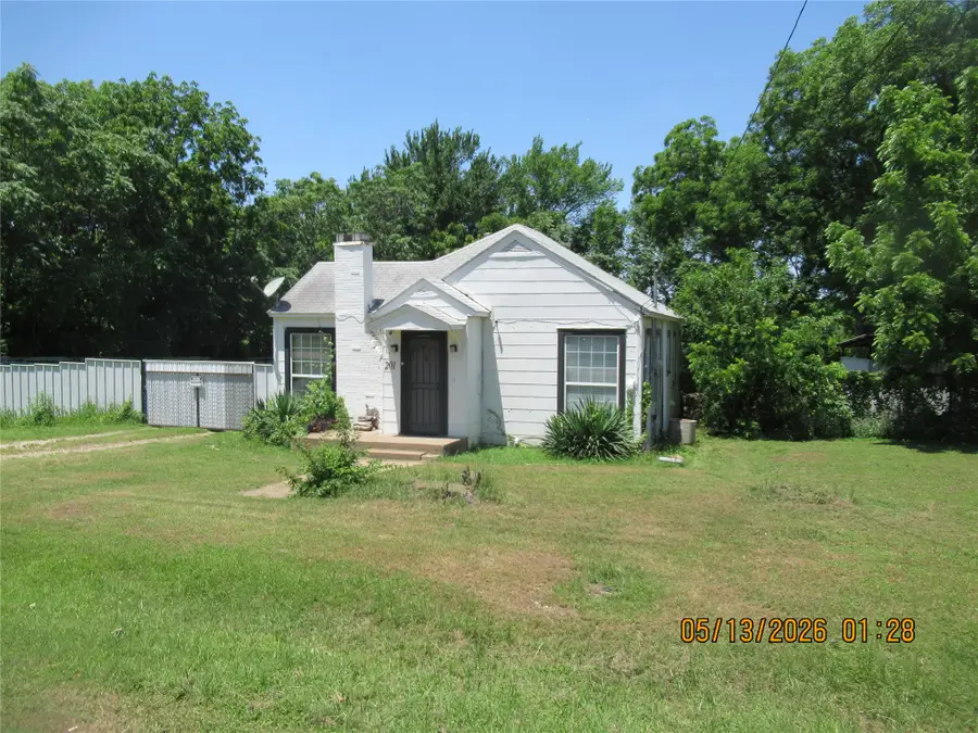 201 E Dallas Street, Hutchins, TX 75141 - #2