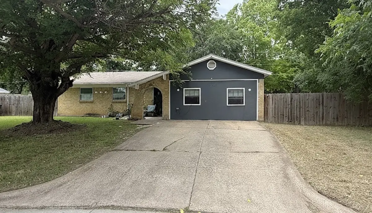 1204 Thannisch Court, Arlington, TX 76011 - #1