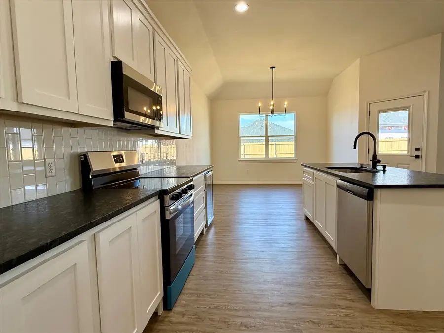7624 Wildflower Trail, Abilene, TX 79602 - #3