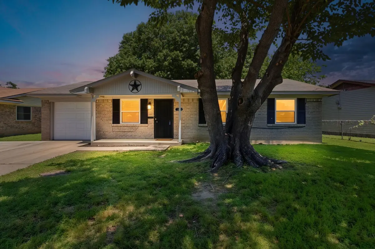 3423 Frosty Trail, Dallas, TX 75241 - #1