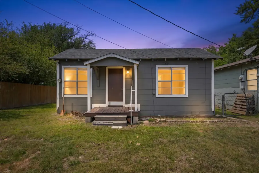 249-253 N Pecan Street, Van, TX 75790 - #2