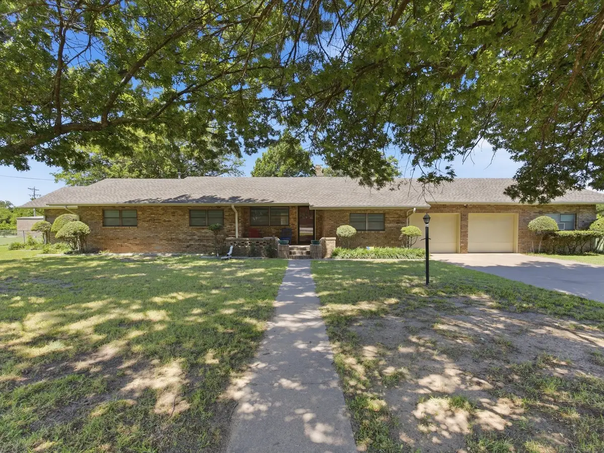 7642 Tx-175, Montague, TX 76251 - #1