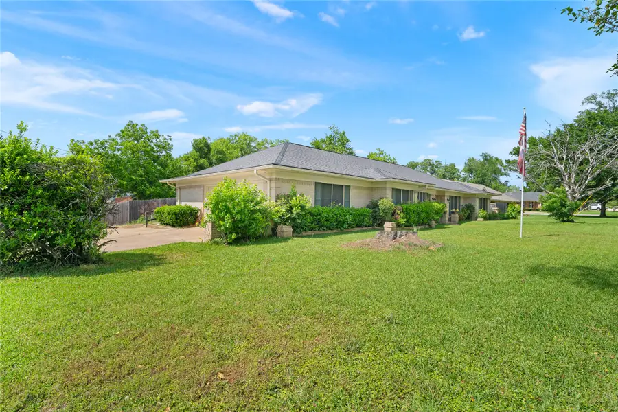 811 Trenton Drive, Tyler, TX 75703 - #2