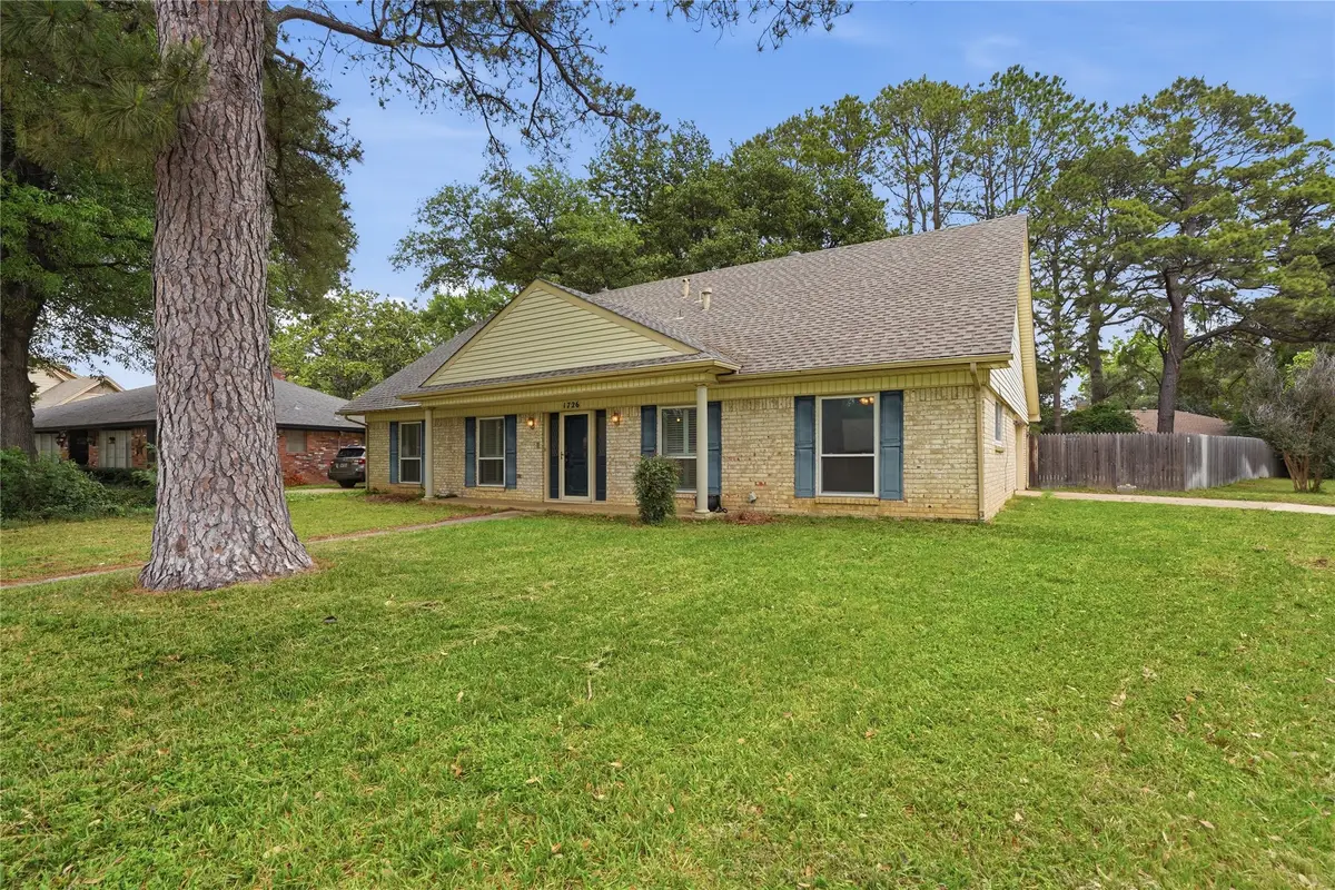 1726 Venetian Circle, Arlington, TX 76013 - #1