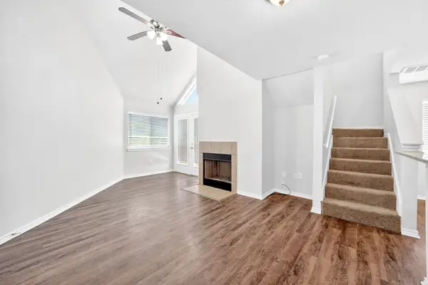 9837 Walnut Street #208, Dallas, TX 75243