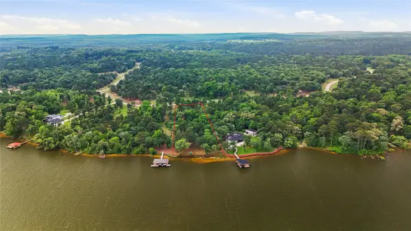 3150 Shadow Pine Drive, Larue, TX 75770