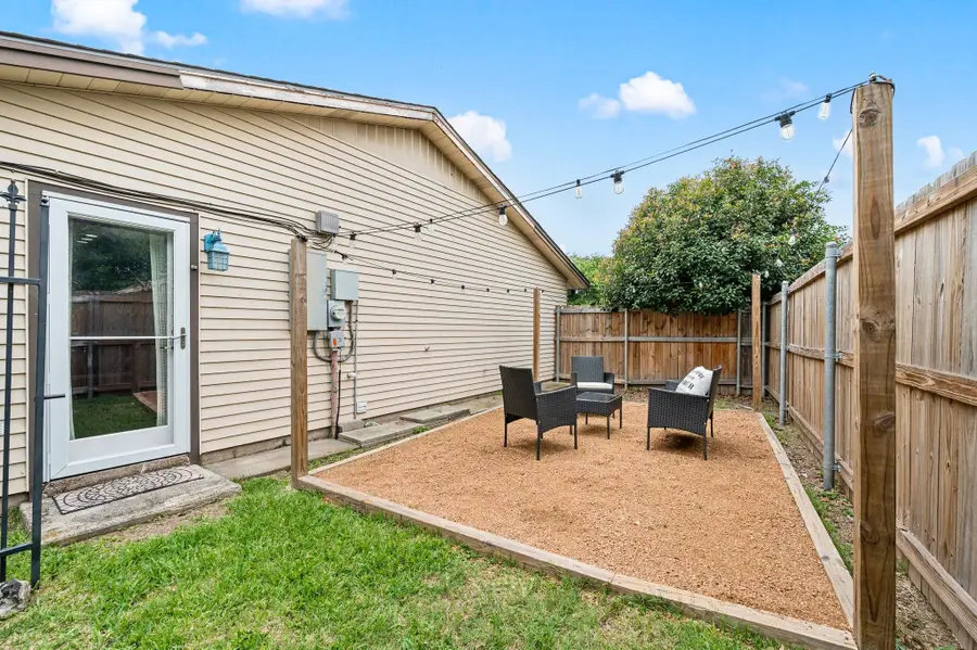 5628 Belfast Lane, North Richland Hills, TX 76180 - #3