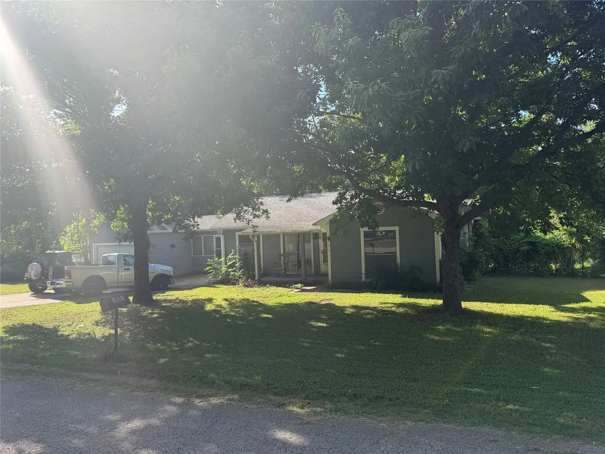 203 E Dallas Street, Hutchins, TX 75141 - #1