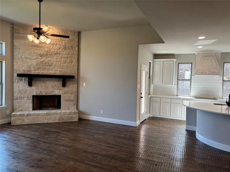 609 Red Maple Road, Waxahachie, TX 75165 - #2