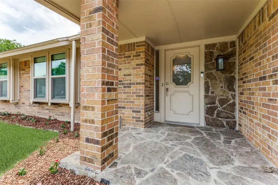 3305 Wayland Drive, Fort Worth, TX 76133 - #3