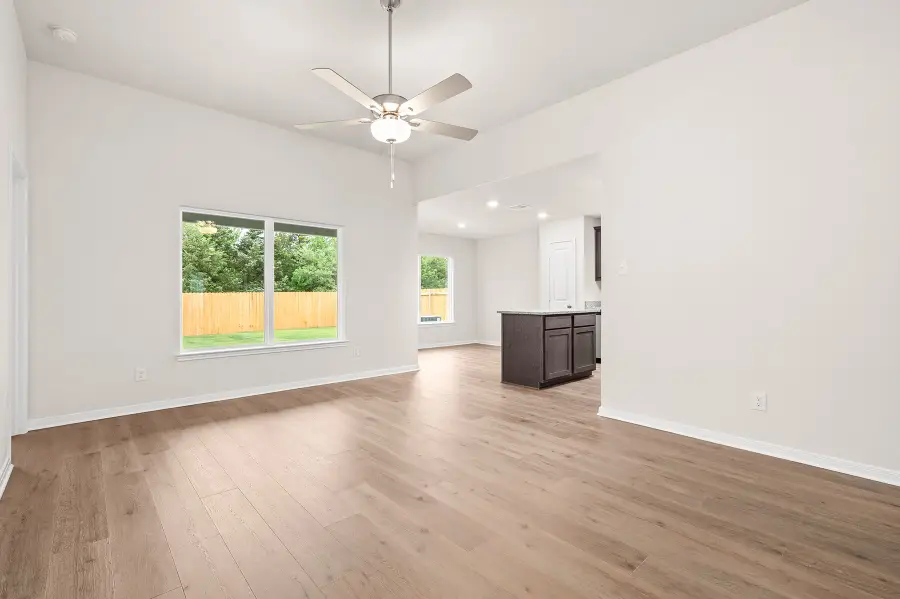 214 North Island Drive, Terrell, TX 75160 - #2
