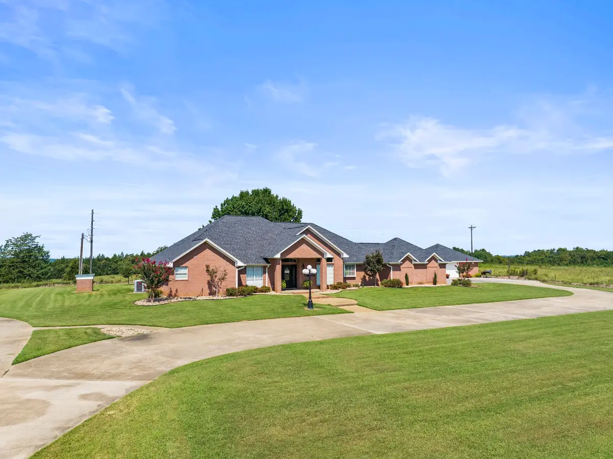 3673 County Road 4550, Mount Pleasant, TX 75455 - #1