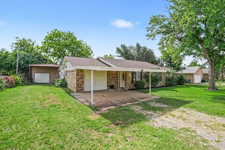 324 Ashwood Street, Azle, TX 76020 - #2