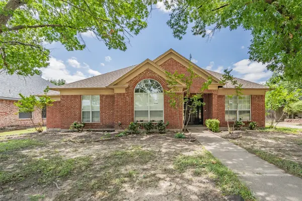1301 Woodthorpe Drive, Mesquite, TX 75181