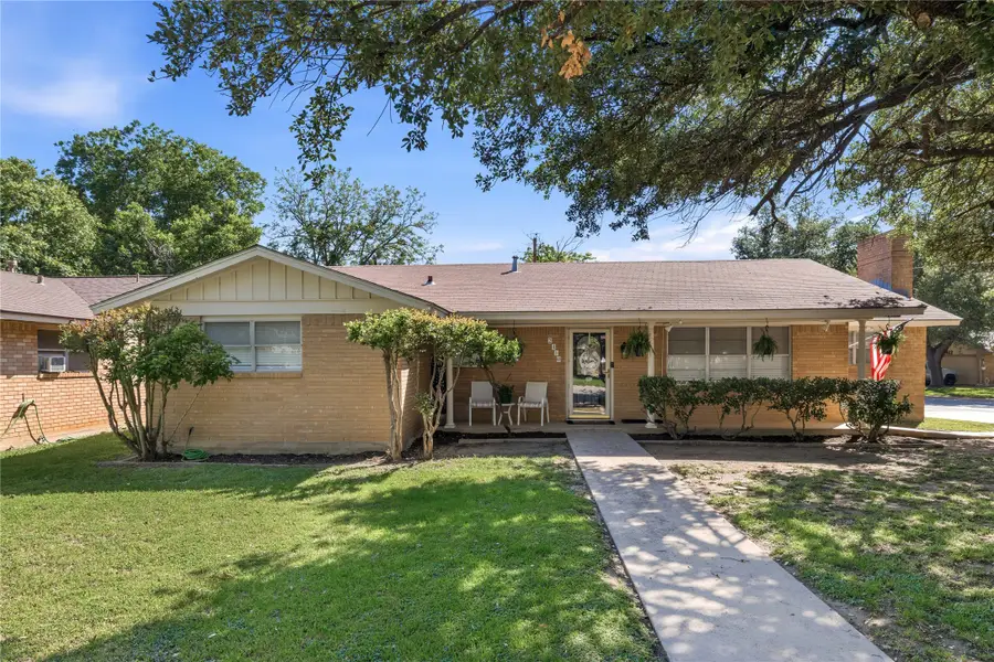 2410 14th Street, Brownwood, TX 76801 - #2