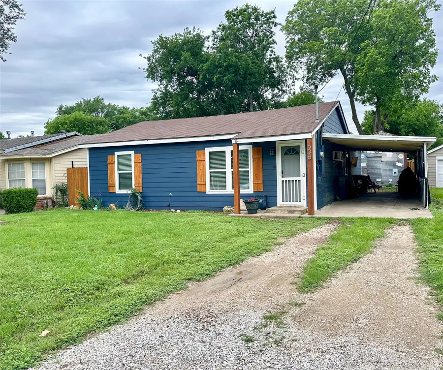 606 Lilly Street, Cleburne, TX 76033 - #2