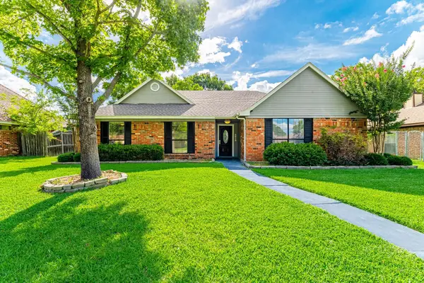 3618 Flagstone Avenue, Rowlett, TX 75088