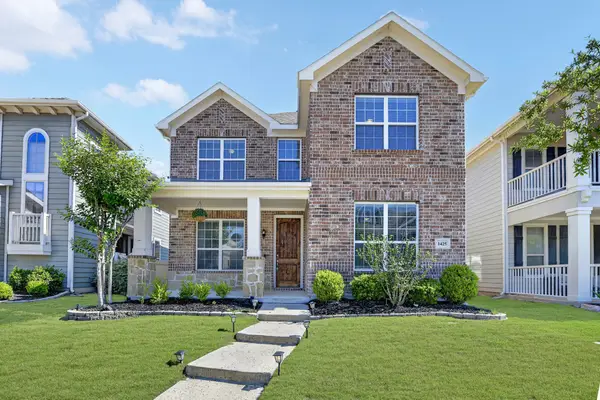 1425 Bull Street, Aubrey, TX 76227
