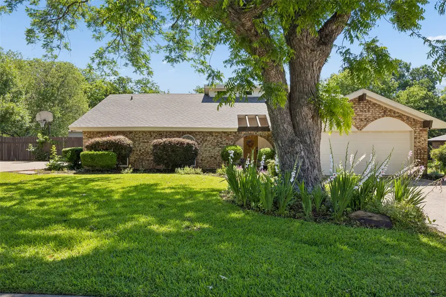 1203 Oakwood Trail, Southlake, TX 76092 - #2