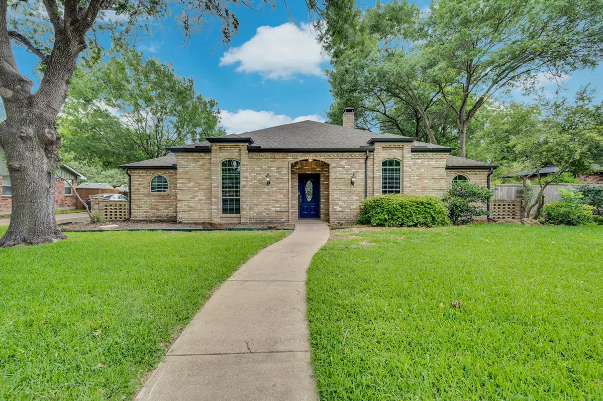 102 Chapman Circle, Waxahachie, TX 75165 - #1
