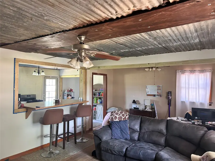 1305 Oak, Megargel, TX 76370 - #3