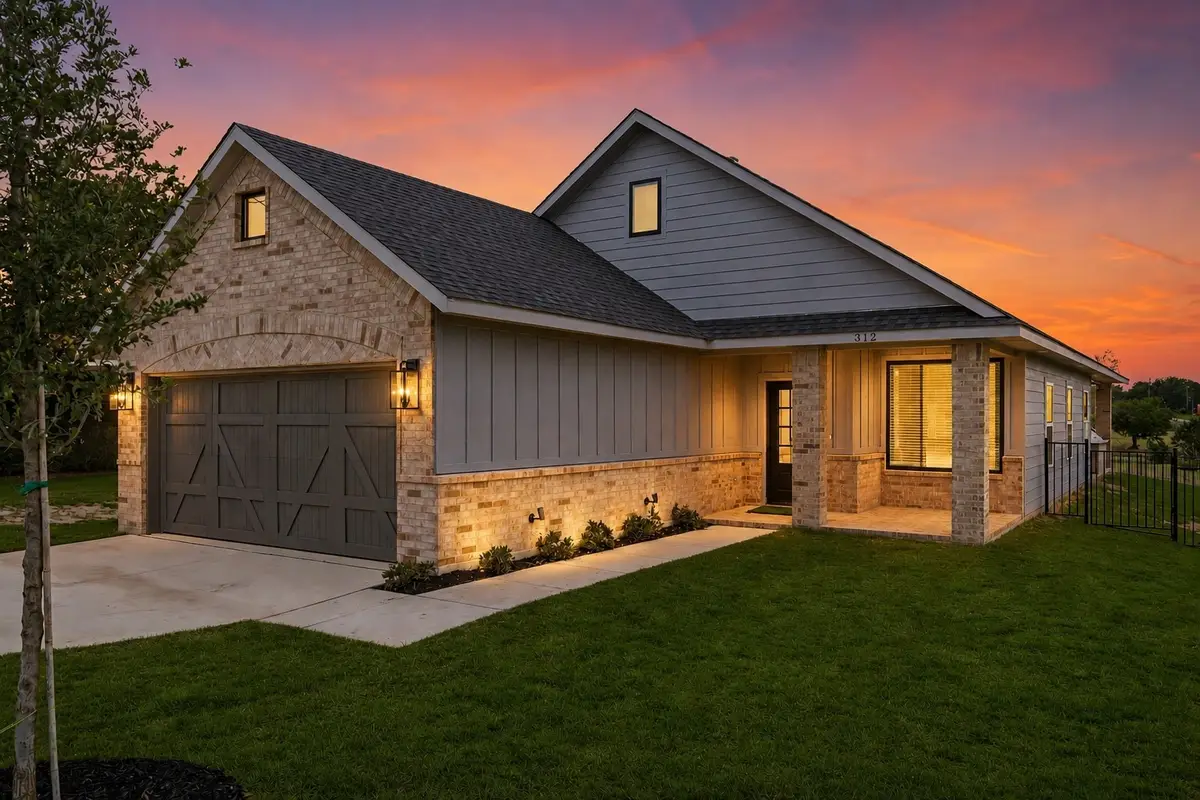 312 3rd Street, Hillsboro, TX 76645 - #1